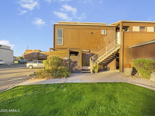 2692 E SILK OAK Drive, Tempe, AZ 85288