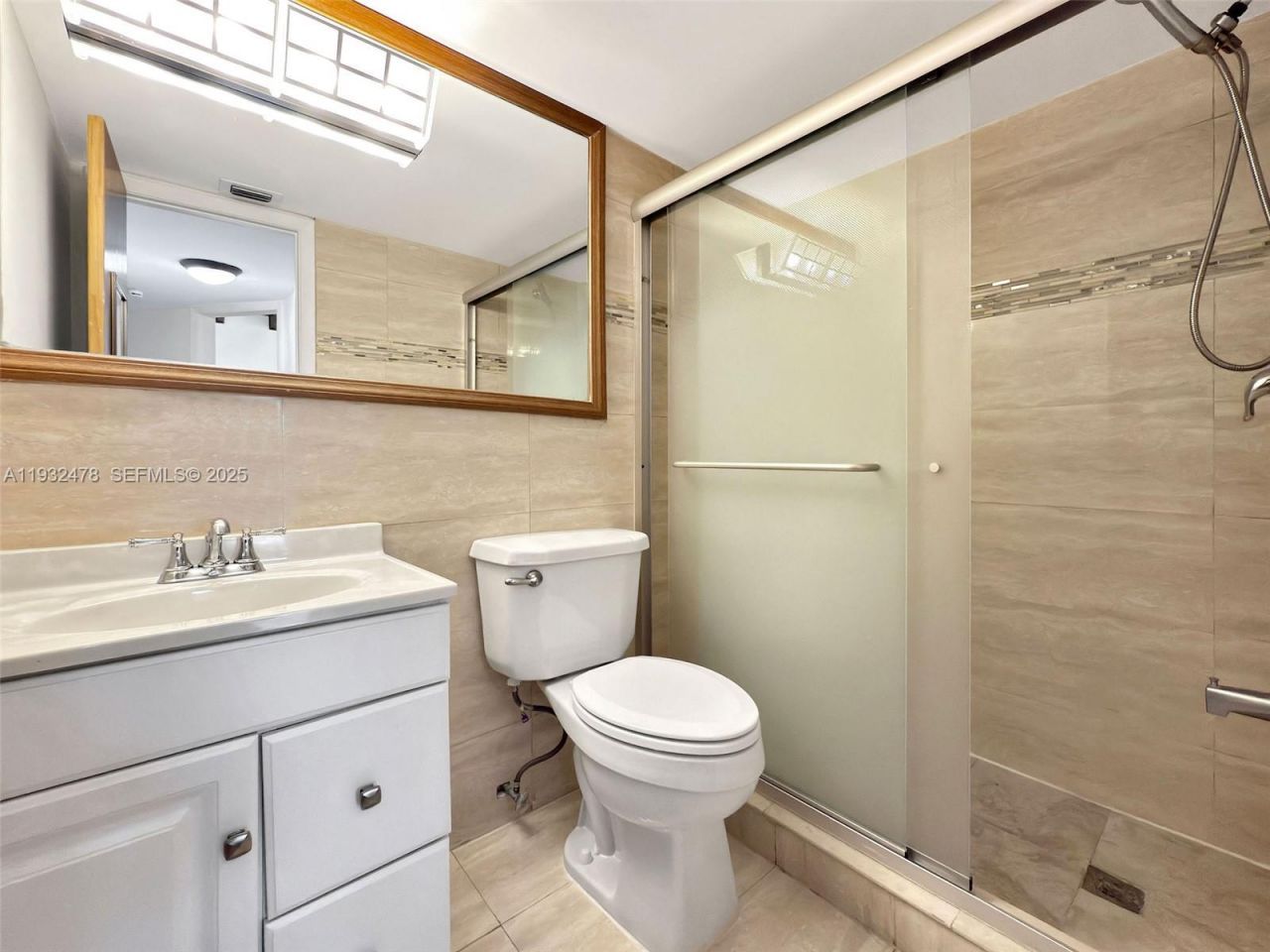 5201 Orduna Dr., Unit 15, Coral Gables, FL 33146 Photo