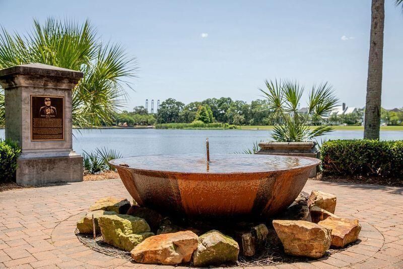 200 River Landing Drive Photo 36