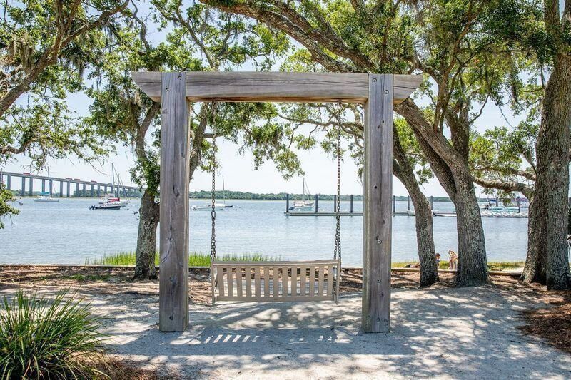 200 River Landing Drive Photo 37