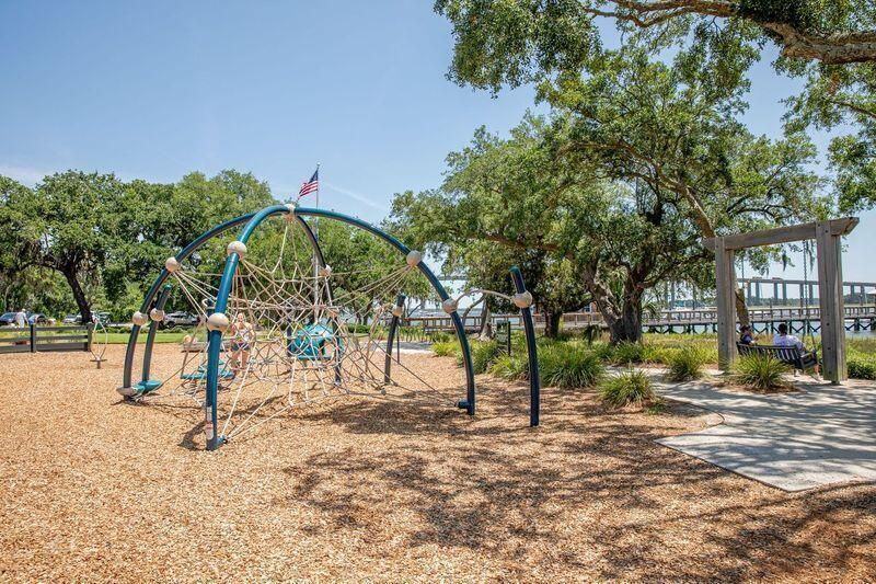 200 River Landing Drive Photo 38