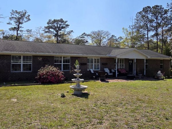 1556 Cherry Street, Ponce De Leon, FL 32455