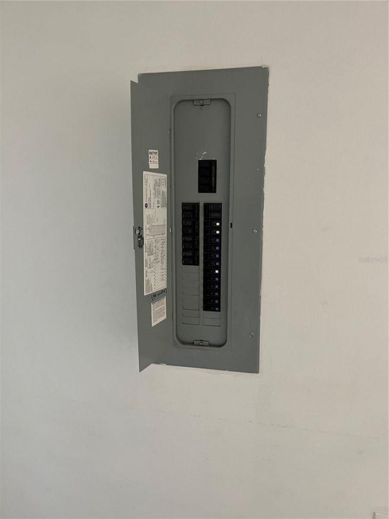 3301 E Ida Street, Tampa, FL 33610 Photo