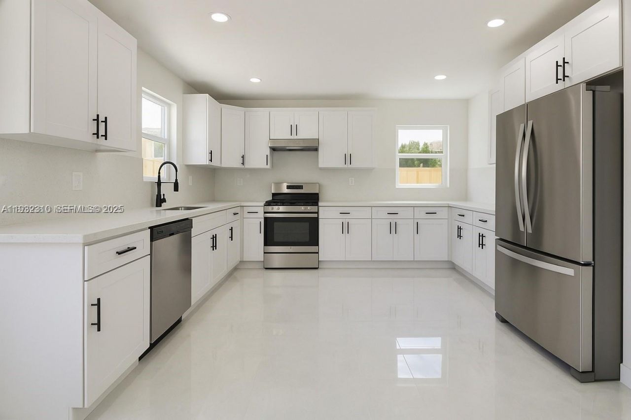 2840 NW 171st St, Miami Gardens, FL 33056 Photo