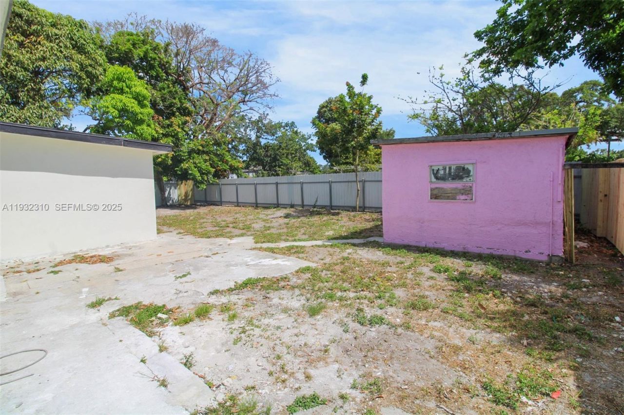 2840 NW 171st St, Miami Gardens, FL 33056 Photo