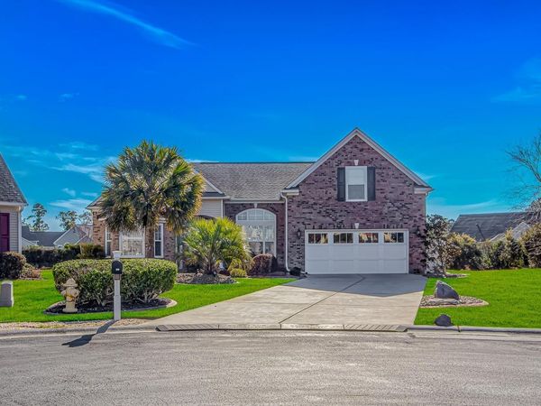 693 Donmovin Ct., Calabash, NC 28467