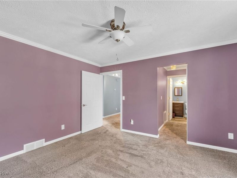 5087 Grafton Road, Brunswick Hills, OH 44212 Photo 14