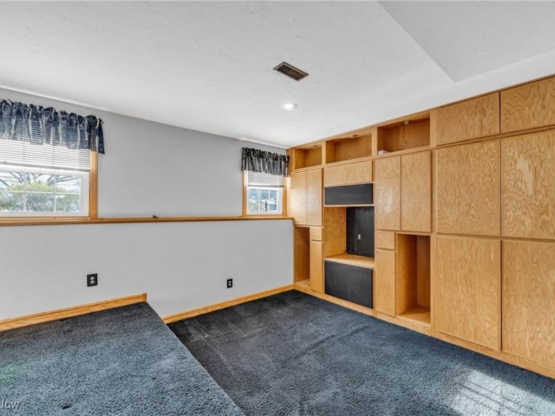 5087 Grafton Road, Brunswick Hills, OH 44212 Photo 23