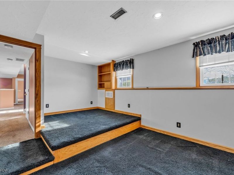 5087 Grafton Road, Brunswick Hills, OH 44212 Photo 24