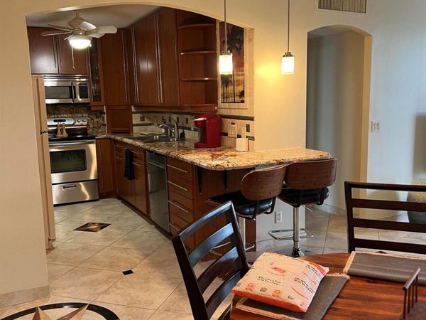 125 S Ocean Avenue, Unit 304, Palm Beach Shores, FL 33404