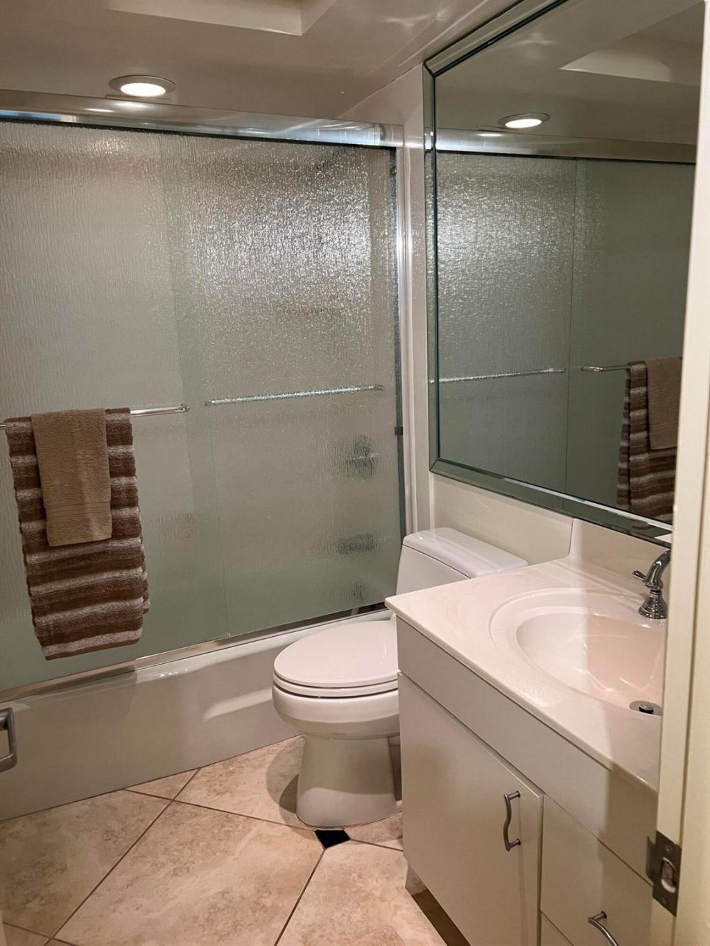 125 S Ocean Avenue, Unit 304, Palm Beach Shores, FL 33404 Photo