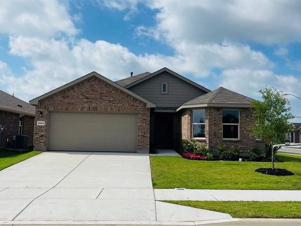 4269 TRICKLING CREEK Lane, Fort Worth, TX 76036