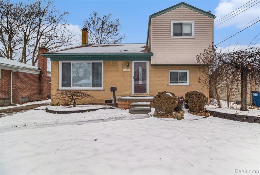 31040 Stephen Avenue, Westland, MI 48185 Main Photo