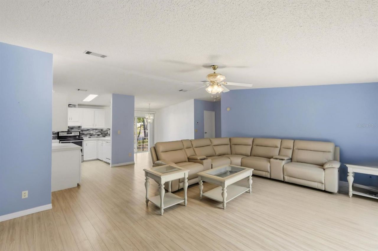 8414 Castle Garden Road, Palmetto, FL 34221 Photo