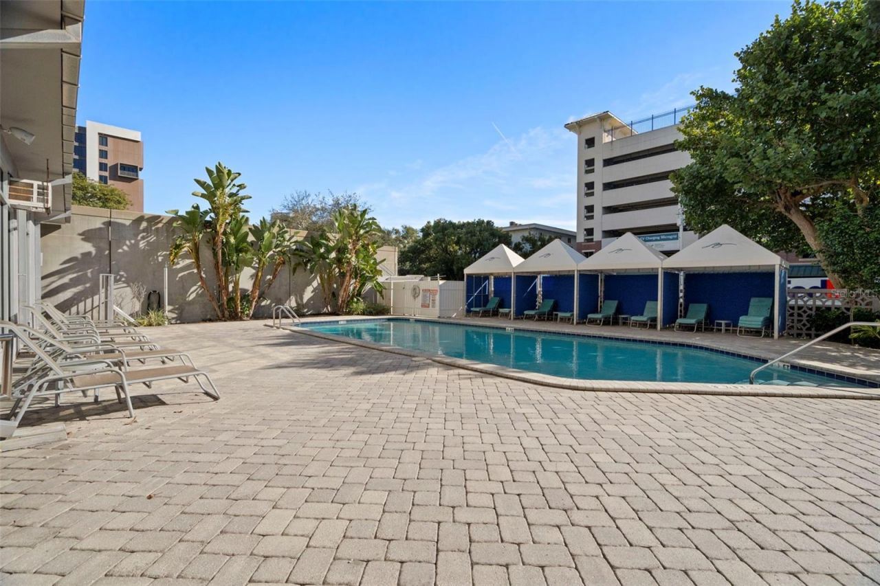 470 3rd Street S, Unit 205, Saint Petersburg, FL 33701 Photo