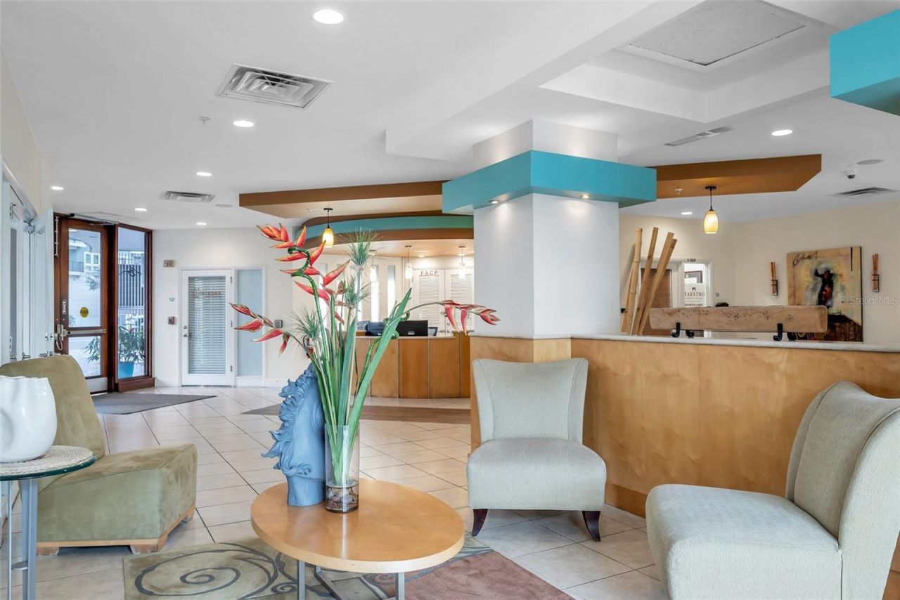 470 3rd Street S, Unit 205, Saint Petersburg, FL 33701 Photo