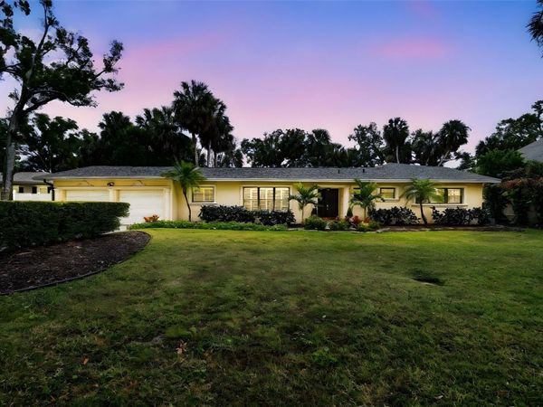 4312 W BEACH PARK DRIVE, TAMPA, FL 33609