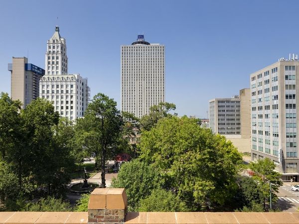 107 COURT AVE, Unit 203, Memphis, TN 38103