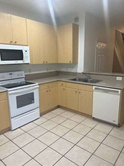 3825 Tree Top Dr, Unit 3825, Weston, FL 33332 Photo