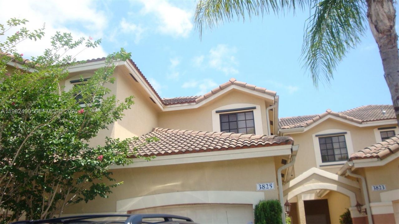 3825 Tree Top Dr, Unit 3825, Weston, FL 33332 Photo