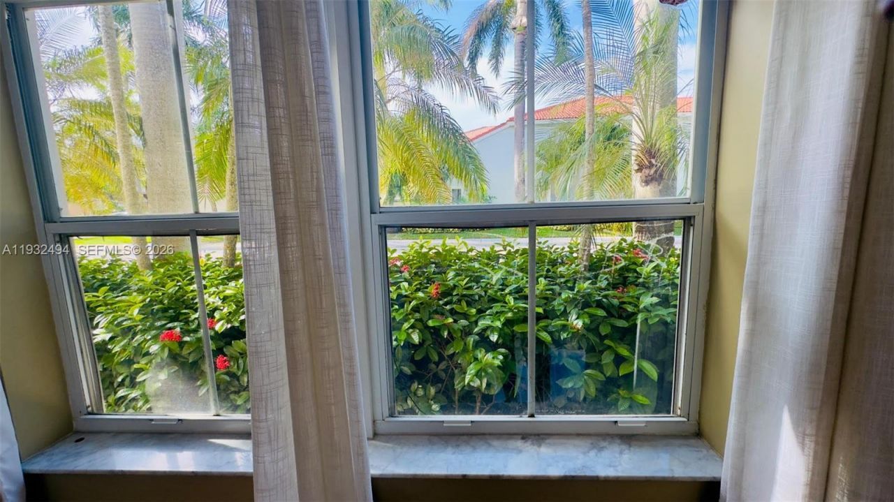 1094 Redwood St, Unit 1094, Hollywood, FL 33019 Photo