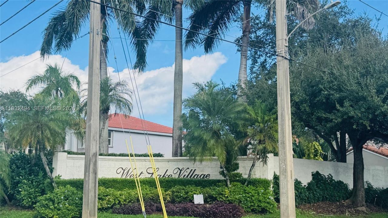1094 Redwood St, Unit 1094, Hollywood, FL 33019 Photo