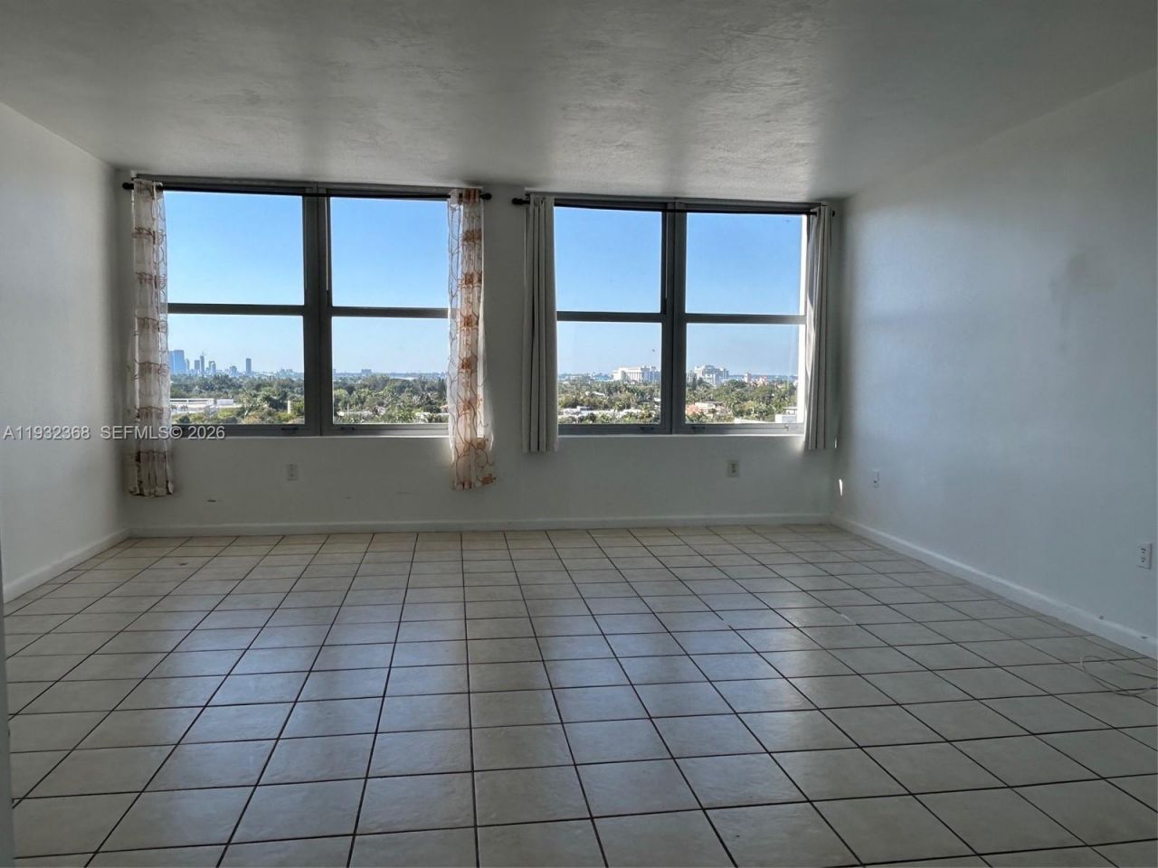 2899 Collins Ave, Unit 1144, Miami Beach, FL 33140 Photo