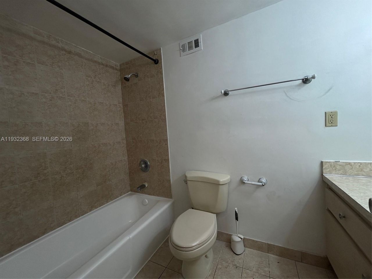 2899 Collins Ave, Unit 1144, Miami Beach, FL 33140 Photo