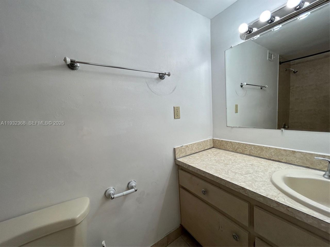 2899 Collins Ave, Unit 1144, Miami Beach, FL 33140 Photo