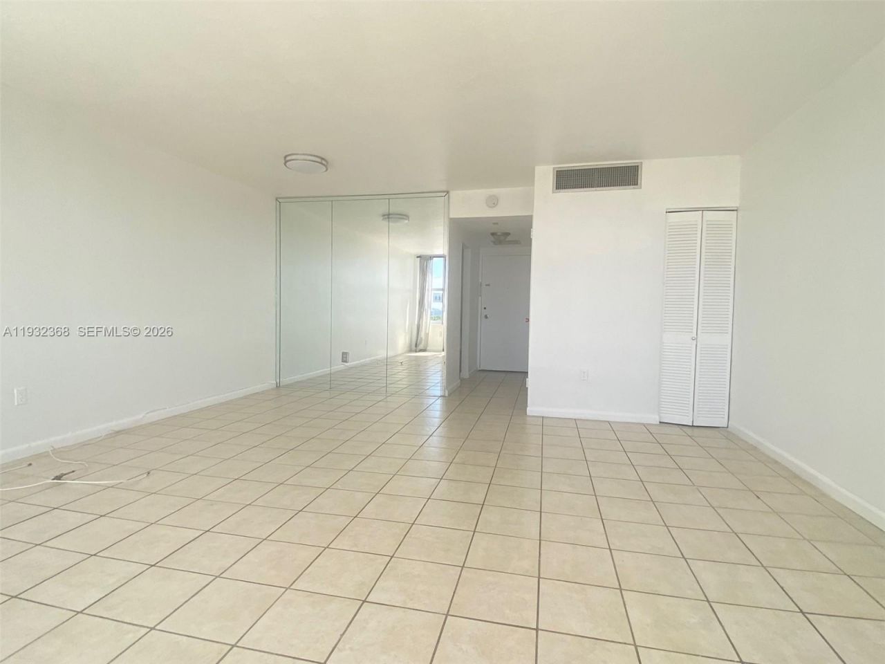 2899 Collins Ave, Unit 1144, Miami Beach, FL 33140 Photo
