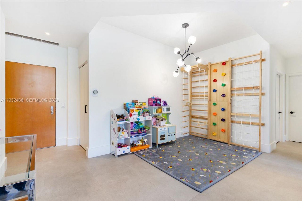 21205 Yacht Club Drive, Unit 304, Aventura, FL 33180 Photo