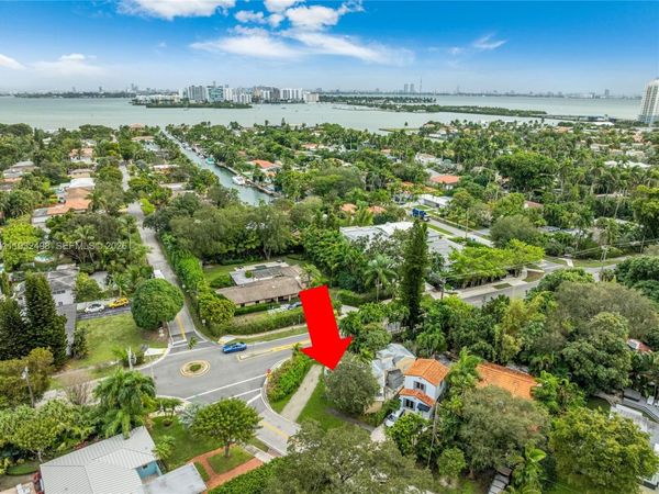 8634 NE 10th Ave, Miami, FL 33138