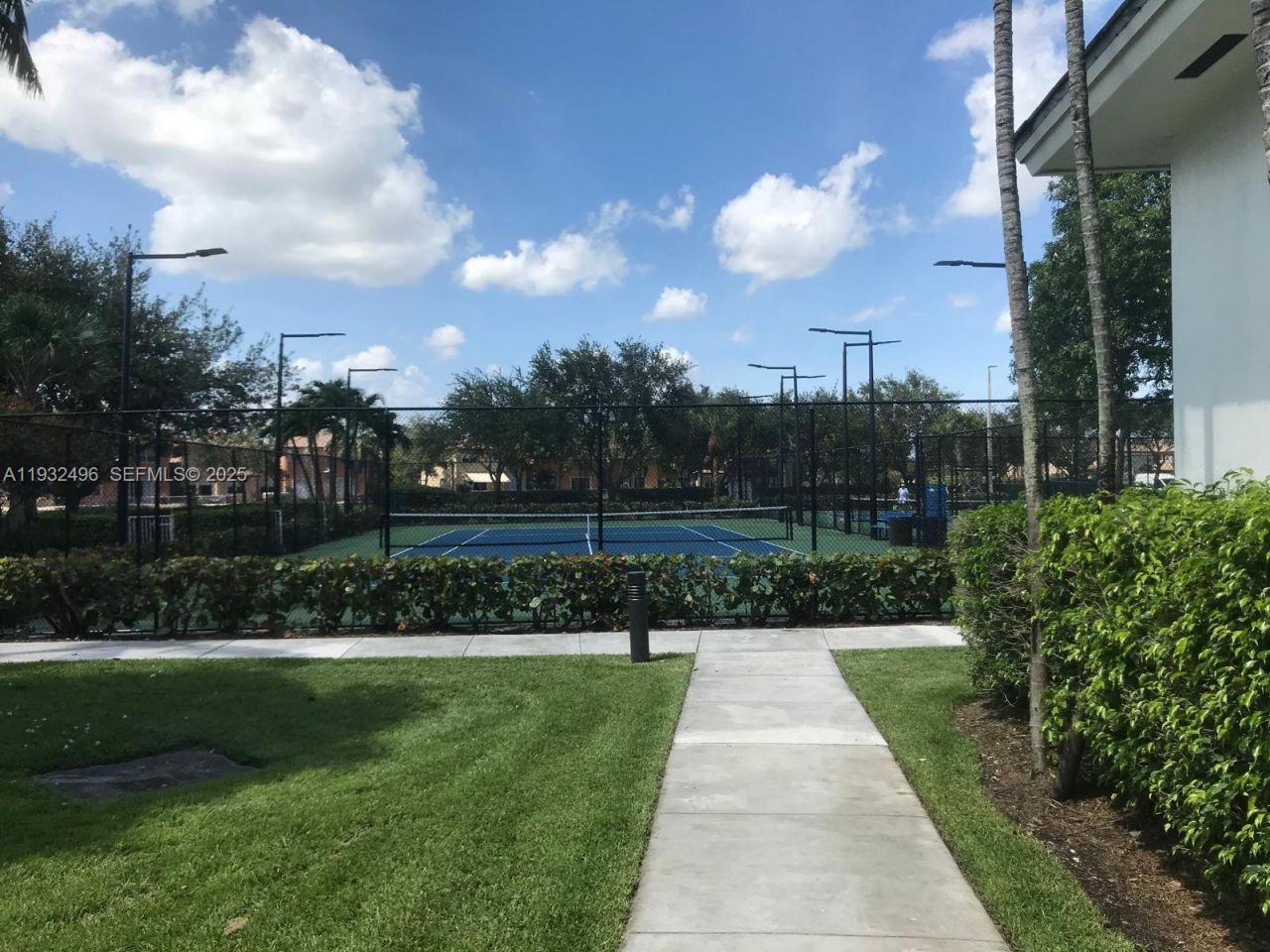 11476 NW 81st Ter, Doral, FL 33178 Photo