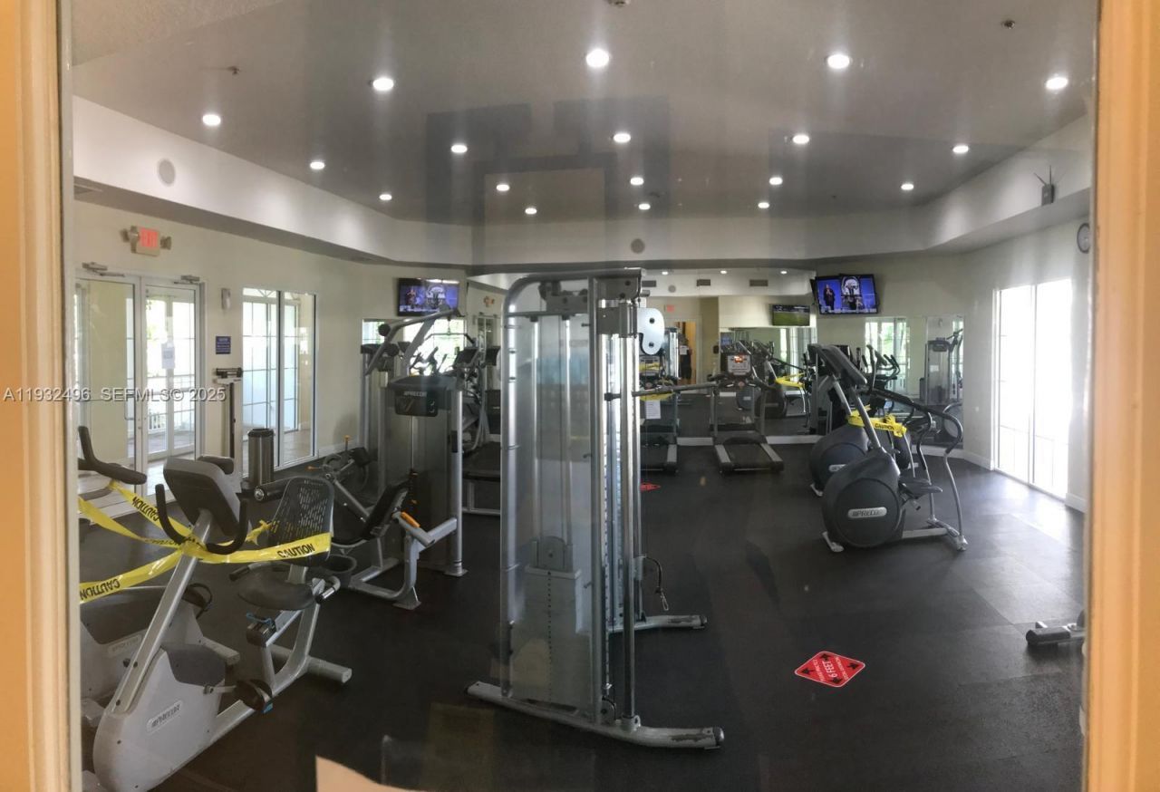 11476 NW 81st Ter, Doral, FL 33178 Photo