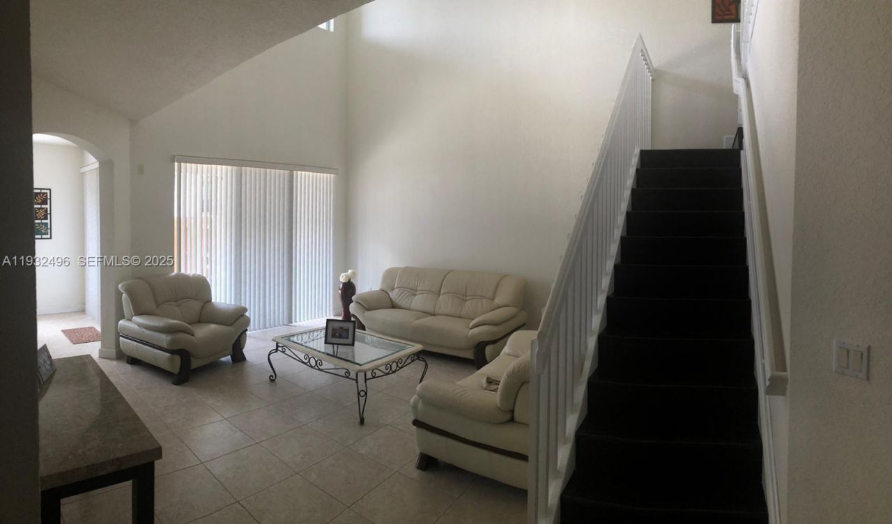 11476 NW 81st Ter, Doral, FL 33178 Photo