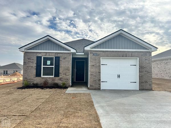 3508 Hawthorn Way, Paragould, AR 72450