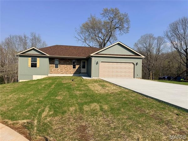 406 Breckenridge Drive, Waynesville, MO 65583