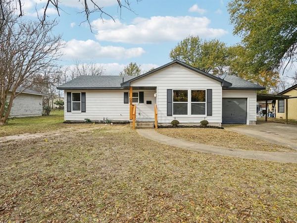 305 Westvue Street, Terrell, TX 75160