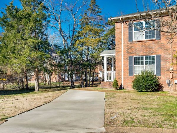 906 Lauren Ct, Nashville, TN 37217