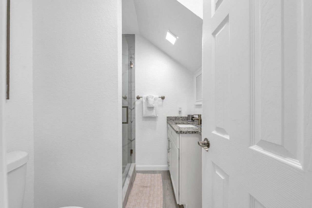 10877 Overseas Highway, Unit 30, Marathon, FL 33050 Photo