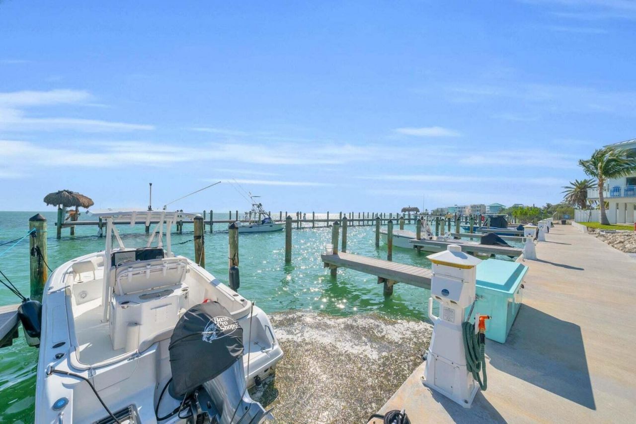 10877 Overseas Highway, Unit 30, Marathon, FL 33050 Photo