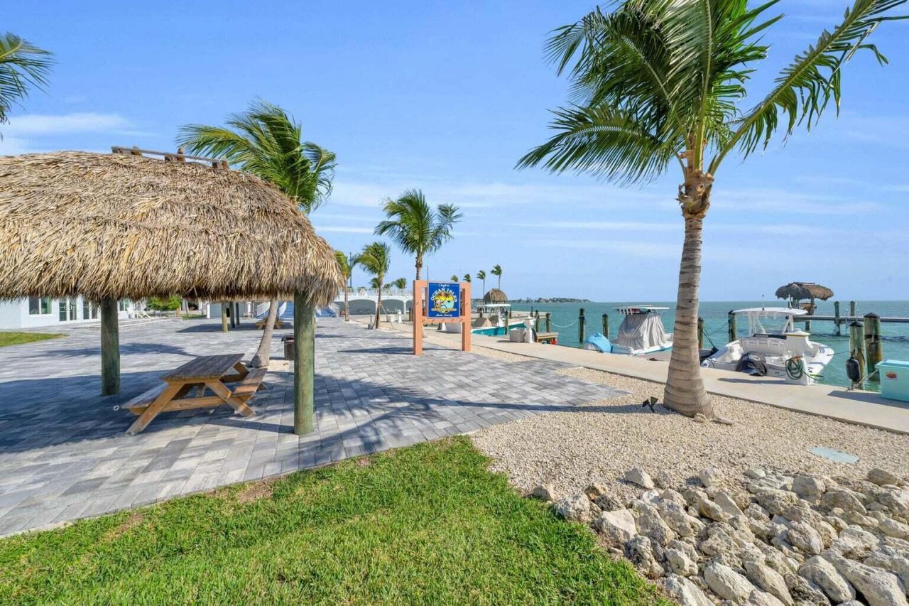 10877 Overseas Highway, Unit 30, Marathon, FL 33050 Photo