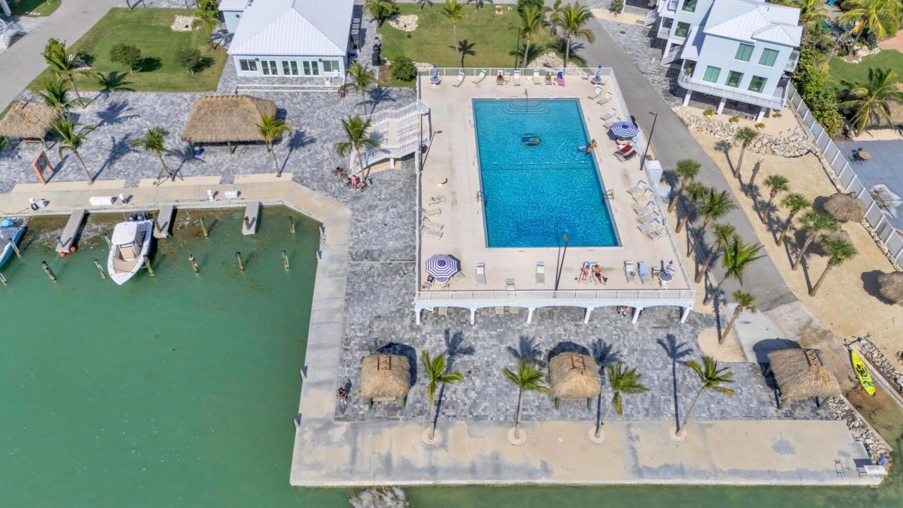 10877 Overseas Highway, Unit 30, Marathon, FL 33050 Photo