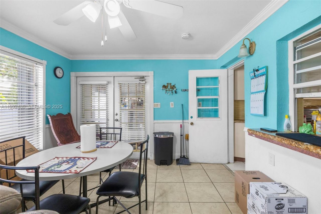 60 W 61st St, Hialeah, FL 33012 Photo