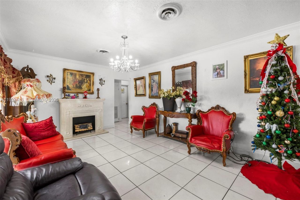 60 W 61st St, Hialeah, FL 33012 Photo