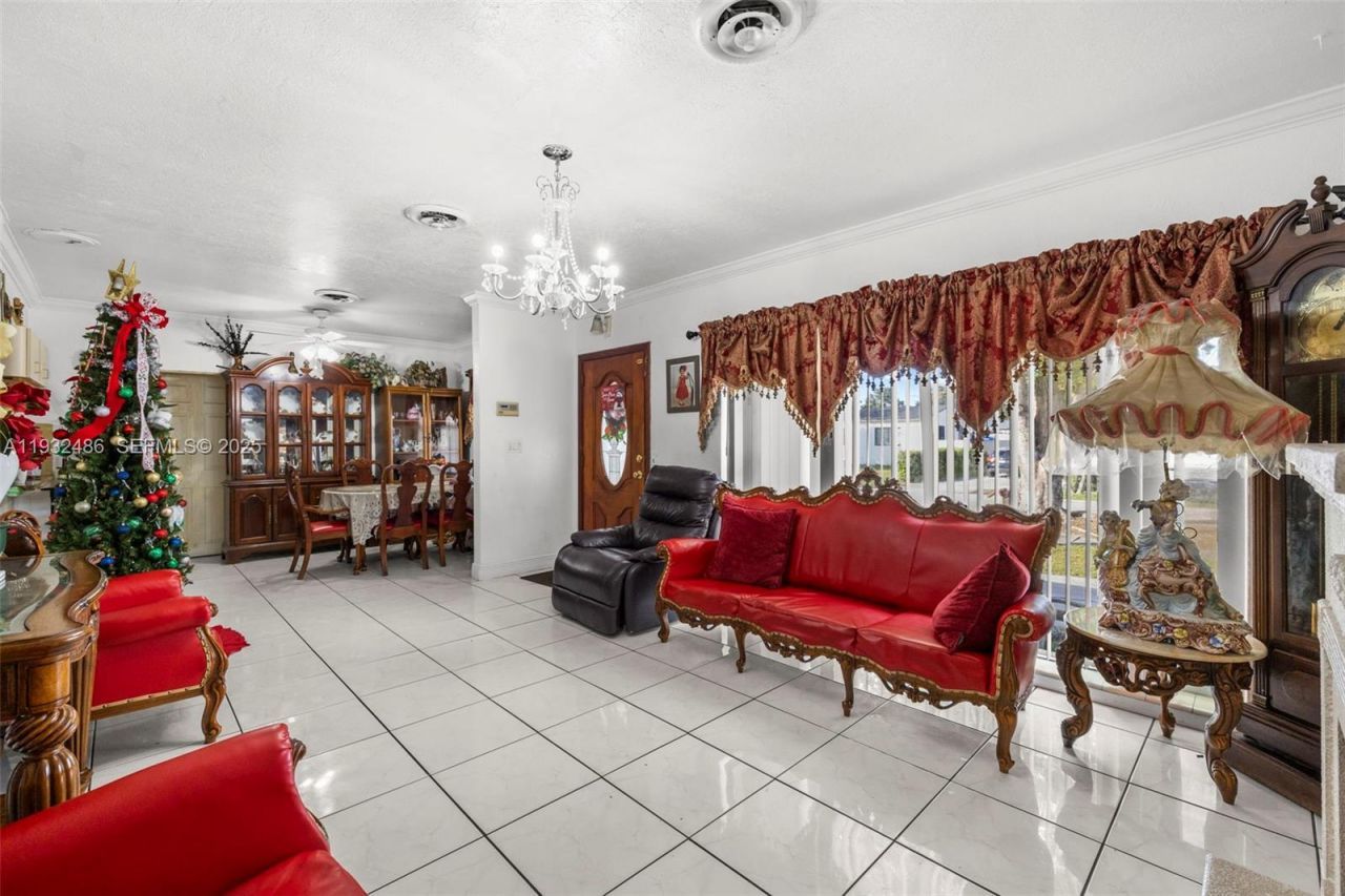 60 W 61st St, Hialeah, FL 33012 Photo
