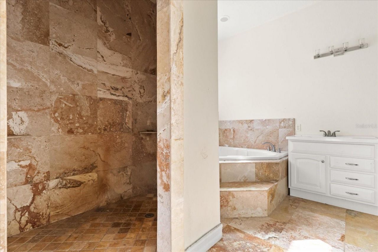 11250 Mcmullen Road, Riverview, FL 33569 Photo