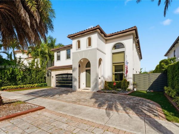 14461 SW 22nd Ter, Miami, FL 33175