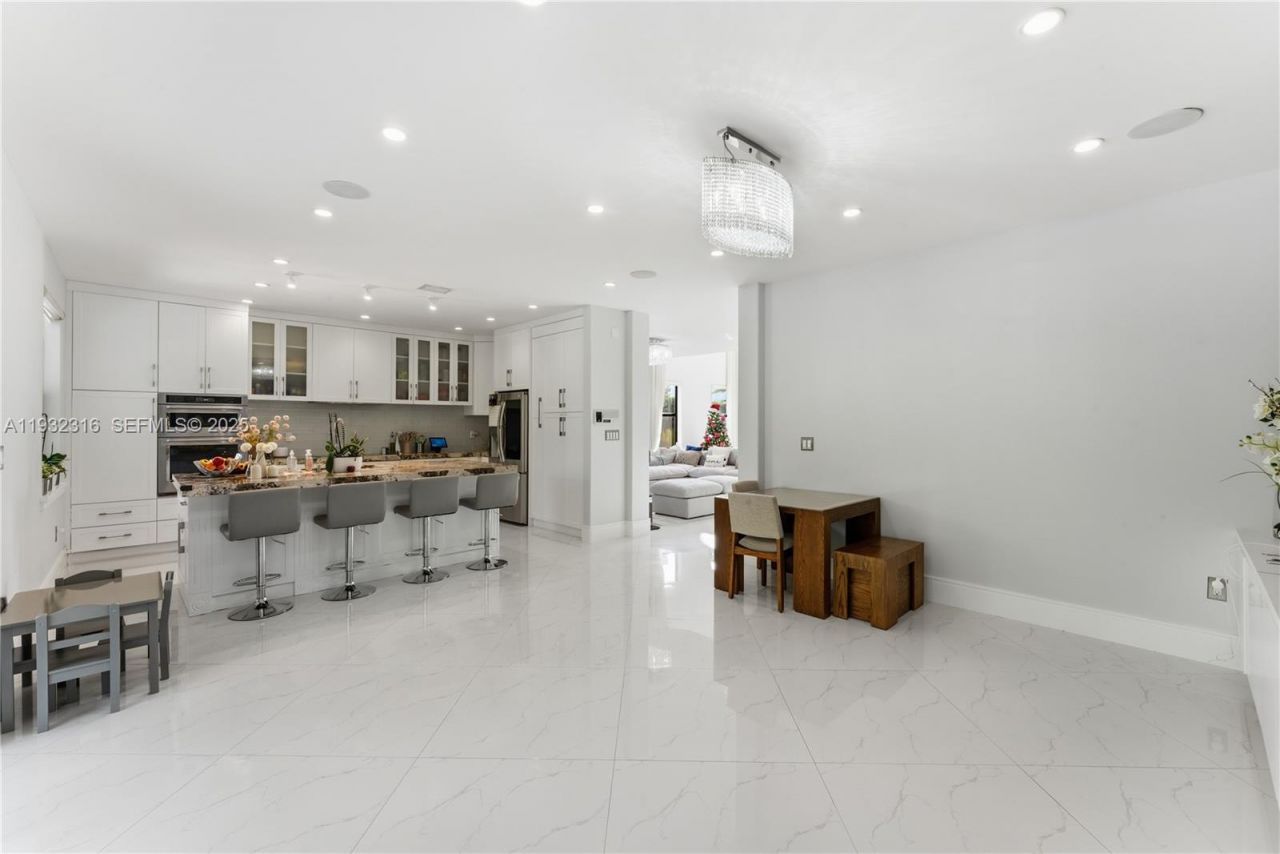 14461 SW 22nd Ter, Miami, FL 33175 Photo