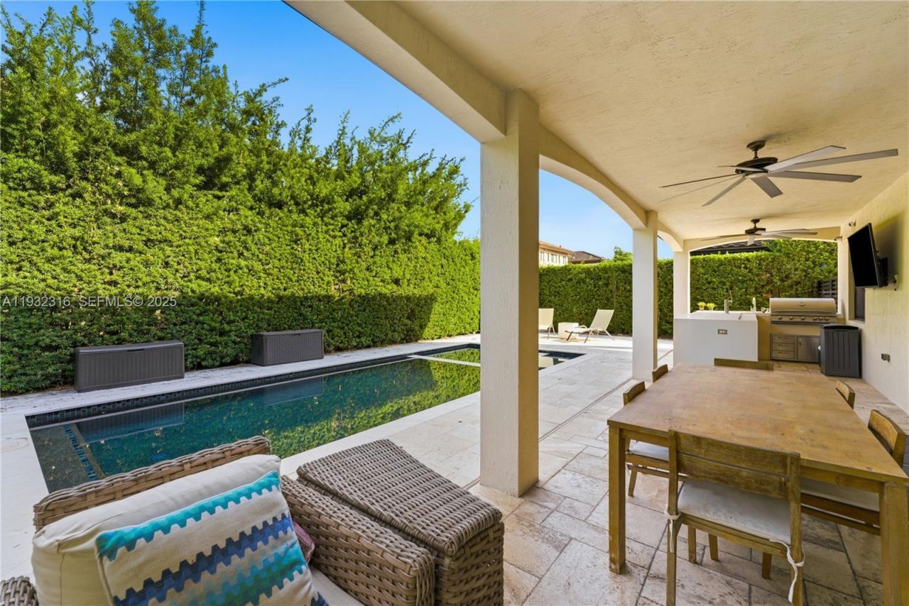 14461 SW 22nd Ter, Miami, FL 33175 Photo